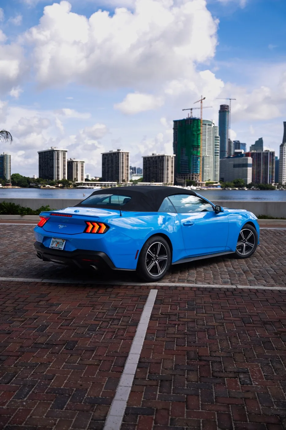 Ford Mustang 2024 in Miami, photo 3