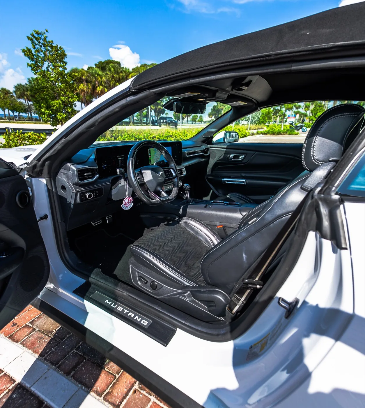 Ford Mustang 2024 in Miami, photo 2