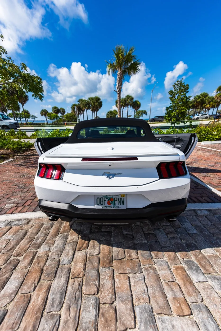 Ford Mustang 2024 in Miami, photo 4