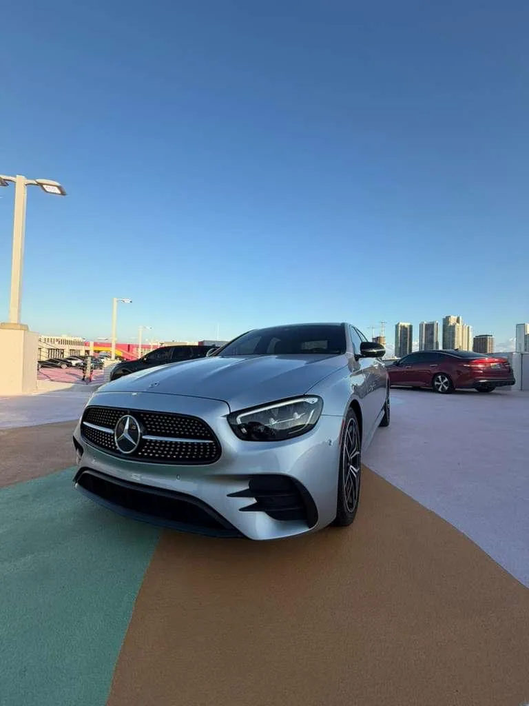 Mercedes-Benz E350 2023 in Miami, photo 6