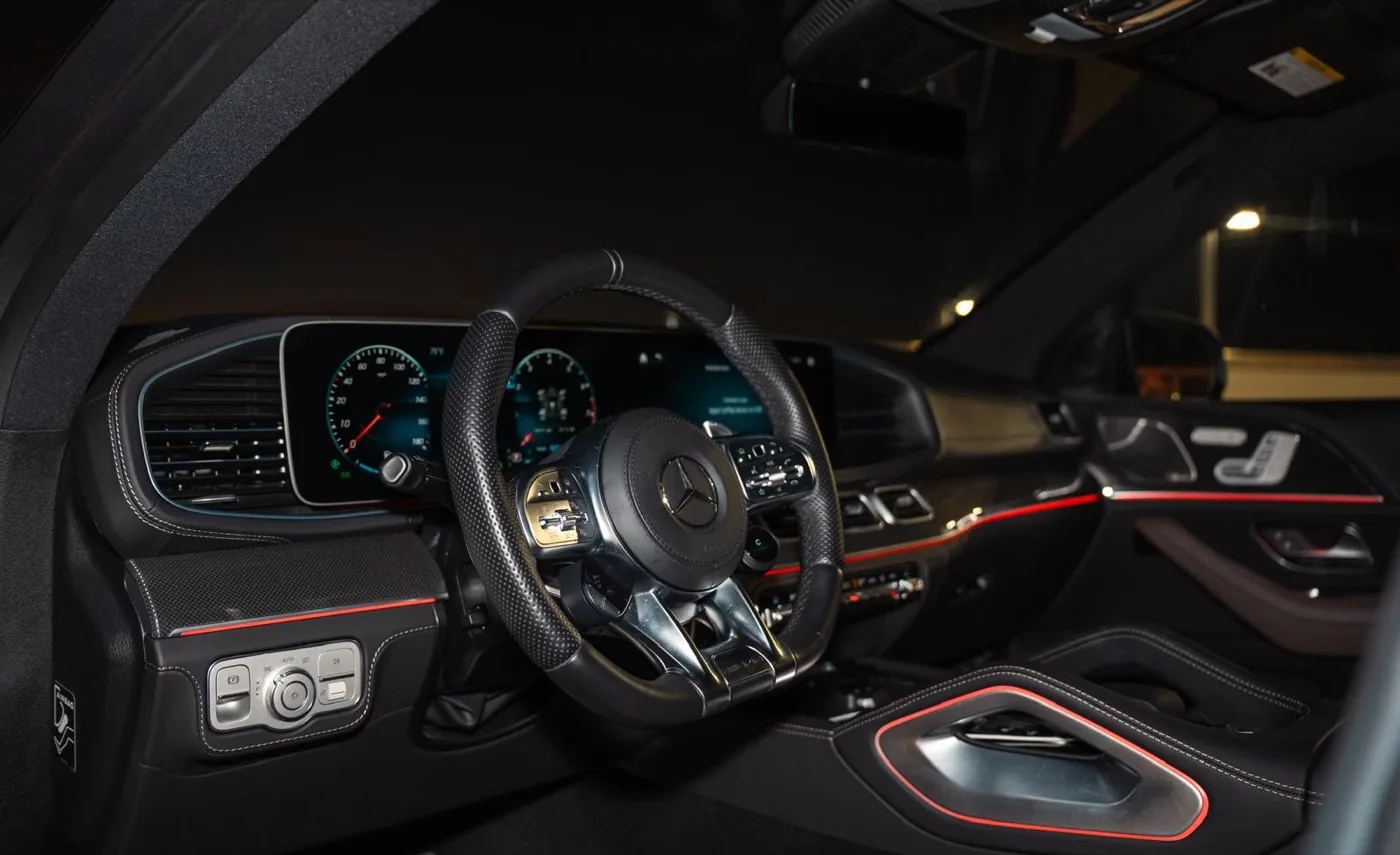 Mercedes-Benz GLE 2023 in Miami, photo 2
